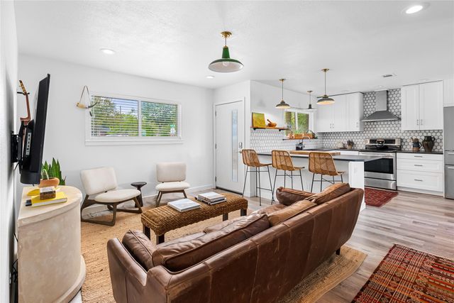 4603 Dudmar DR, Austin, TX 78735