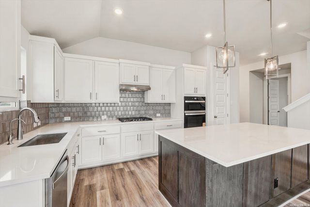 8314 Wren Circle, Schertz, TX 78154