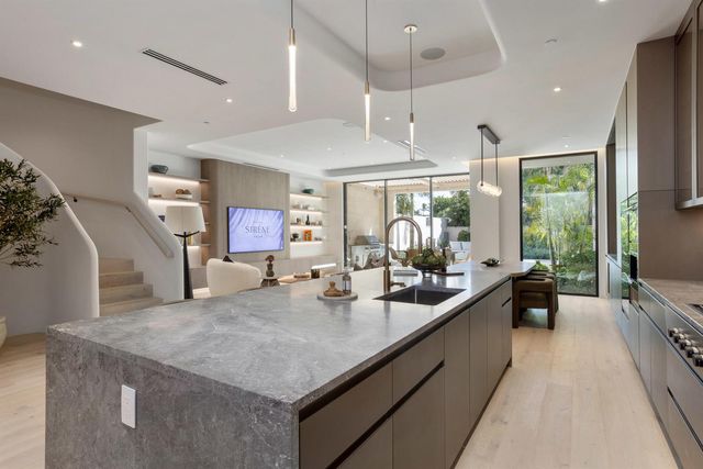 1258 George Bush Boulevard, Delray Beach, FL 33483
