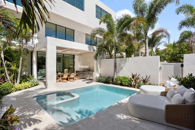 1258 George Bush Boulevard, Delray Beach, FL 33483