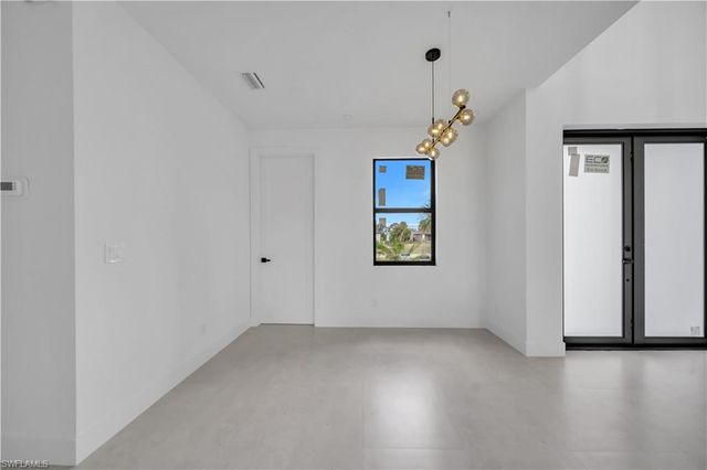 2606 40th ST SW, Lehigh Acres, FL 33976