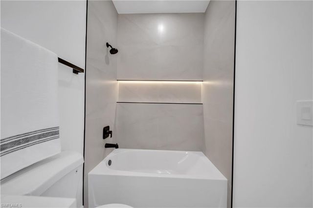 2606 40th ST SW, Lehigh Acres, FL 33976