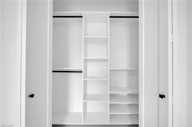 2606 40th ST SW, Lehigh Acres, FL 33976