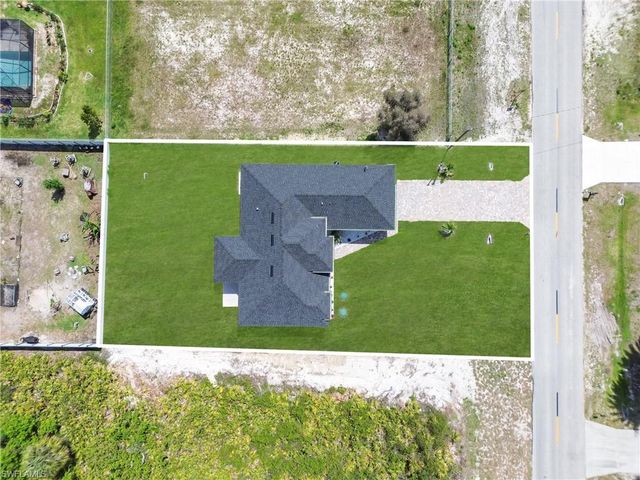2606 40th ST SW, Lehigh Acres, FL 33976