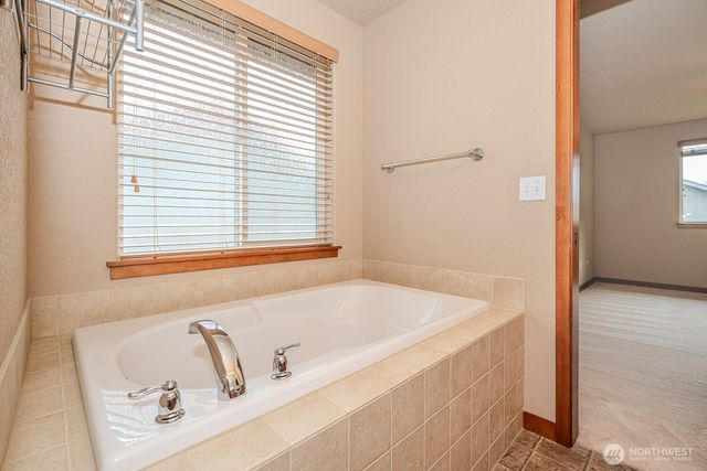 2225 Dickinson Avenue NW, Olympia, WA 98502