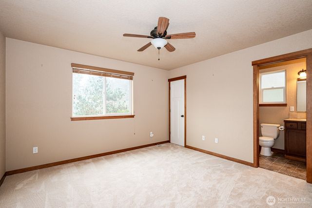 2225 Dickinson Avenue NW, Olympia, WA 98502