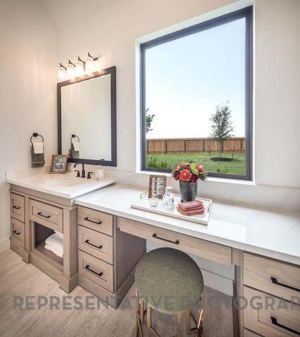 489 Leaning Rock RDG, Austin, TX 78737