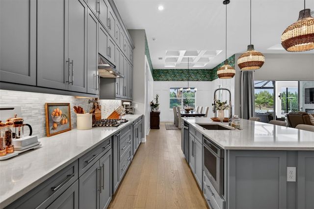 8331 REDONDA LOOP, Lakewood Ranch, FL 34202