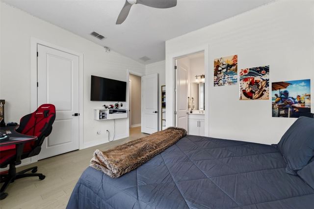 8331 REDONDA LOOP, Lakewood Ranch, FL 34202