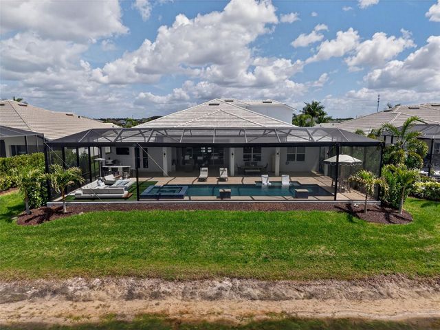 8331 REDONDA LOOP, Lakewood Ranch, FL 34202