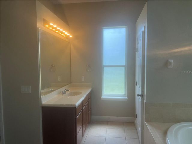 2818 KINSLEY STREET, Lakeland, FL 33812