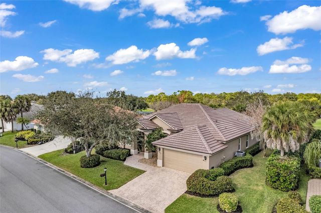 13752 LONG LAKE LANE, Port Charlotte, FL 33953