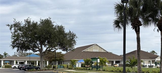 13752 LONG LAKE LANE, Port Charlotte, FL 33953