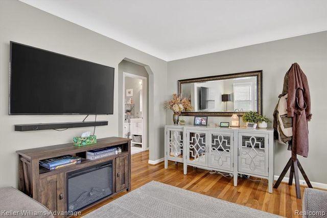 1526 Donald Avenue, Royal Oak, MI 48073