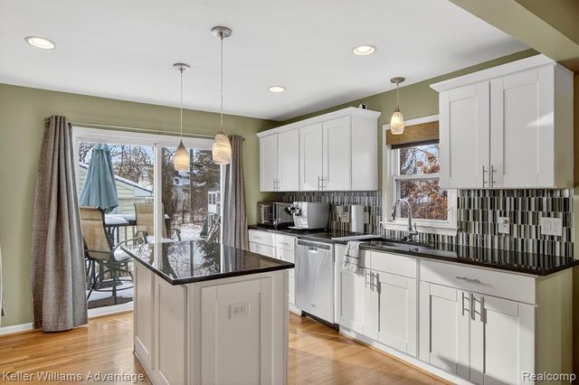 1526 Donald Avenue, Royal Oak, MI 48073