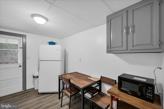 435 W CENTRE ST, Shenandoah, PA 17976