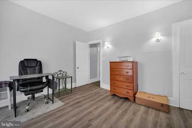 435 W CENTRE ST, Shenandoah, PA 17976