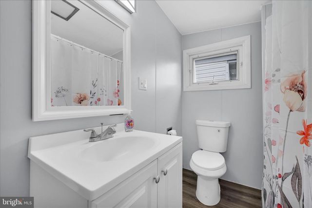 435 W CENTRE ST, Shenandoah, PA 17976