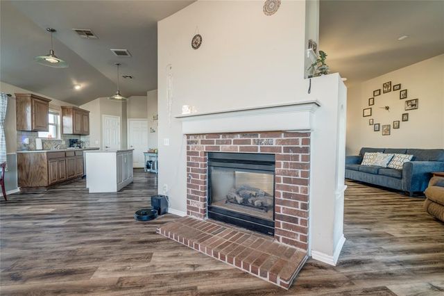 3320 Brighton Place, Yukon, OK 73099