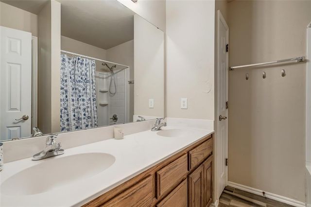 3320 Brighton Place, Yukon, OK 73099