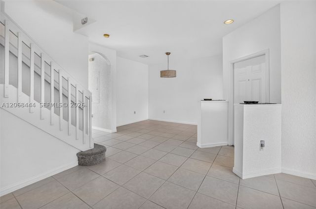 218 Lake Monterey Cir, Boynton Beach, FL 33426