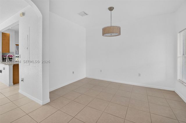 218 Lake Monterey Cir, Boynton Beach, FL 33426
