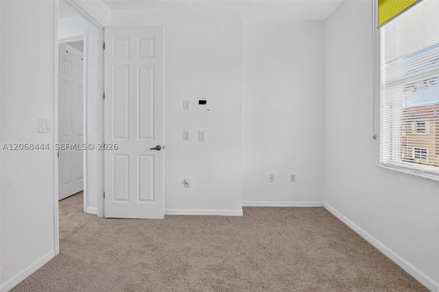 218 Lake Monterey Cir, Boynton Beach, FL 33426