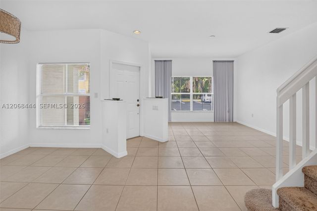 218 Lake Monterey Cir, Boynton Beach, FL 33426