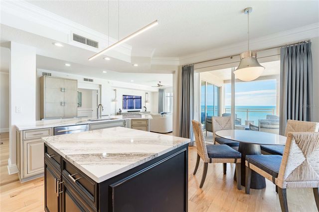 11 BAYMONT STREET 702, Clearwater Beach, FL 33767