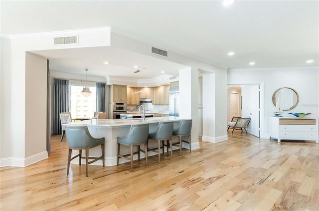 11 BAYMONT STREET 702, Clearwater Beach, FL 33767