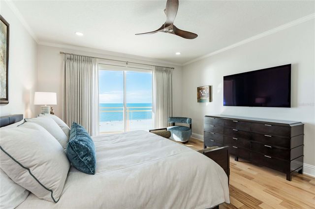 11 BAYMONT STREET 702, Clearwater Beach, FL 33767