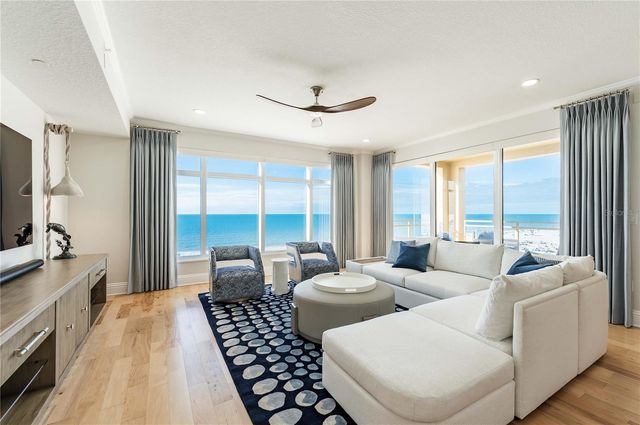 11 BAYMONT STREET 702, Clearwater Beach, FL 33767