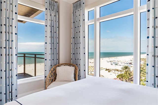 11 BAYMONT STREET 702, Clearwater Beach, FL 33767