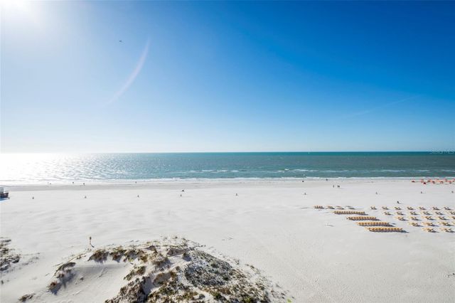 11 BAYMONT STREET 702, Clearwater Beach, FL 33767
