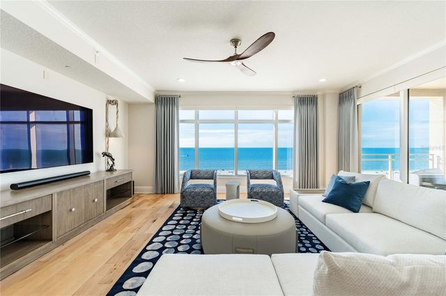 11 BAYMONT STREET 702, Clearwater Beach, FL 33767