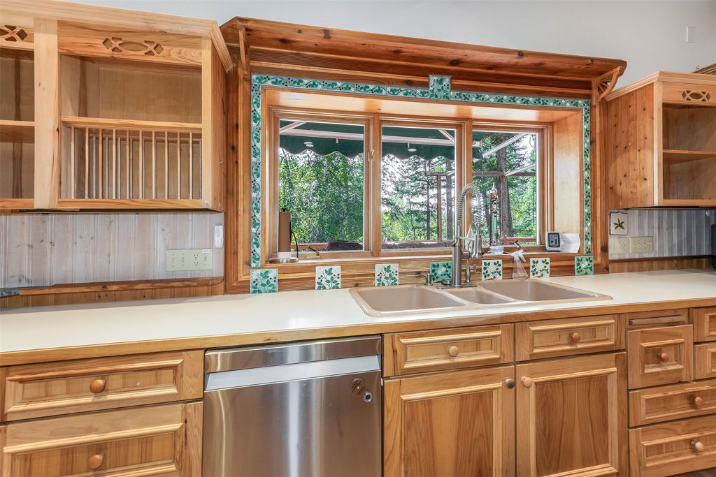 1800 E Edgewood Drive, Whitefish, MT 59937 photo 12