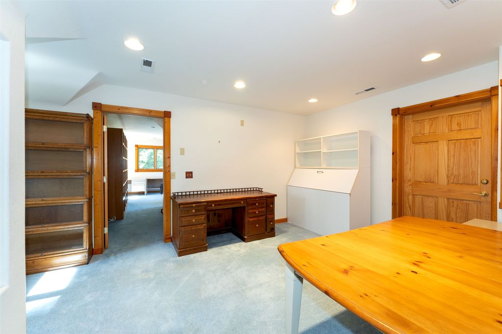 1800 E Edgewood Drive, Whitefish, MT 59937 photo 34