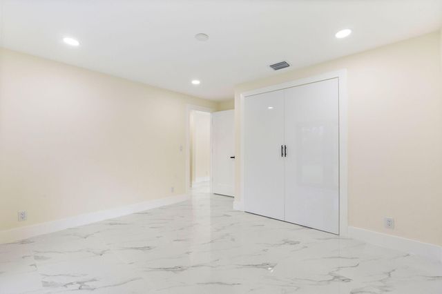 3185 Riddle Road, West Palm Beach, FL 33406