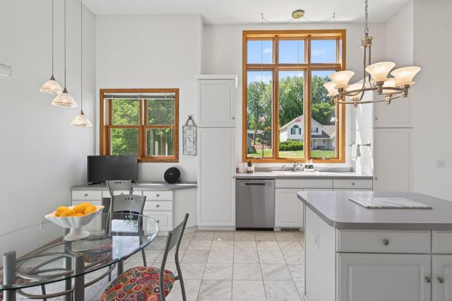 1225 EARLE Way, Burnsville, MN 55306