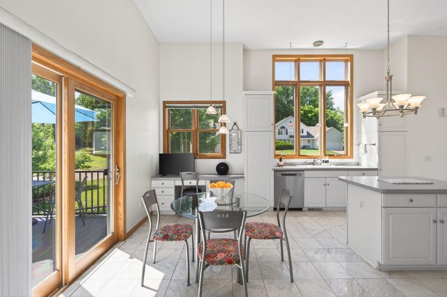 1225 EARLE Way, Burnsville, MN 55306