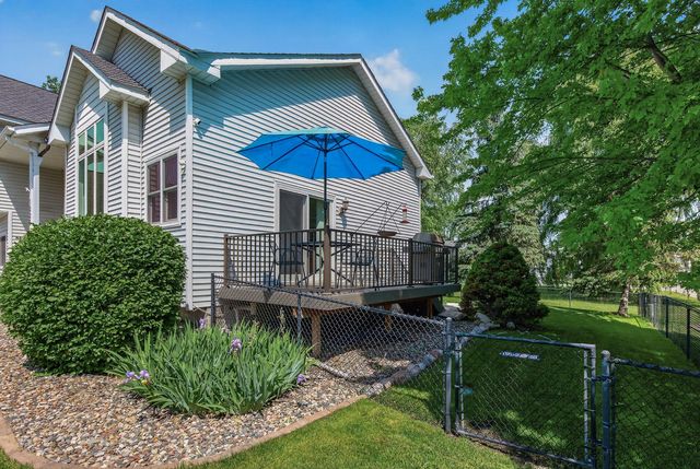 1225 EARLE Way, Burnsville, MN 55306