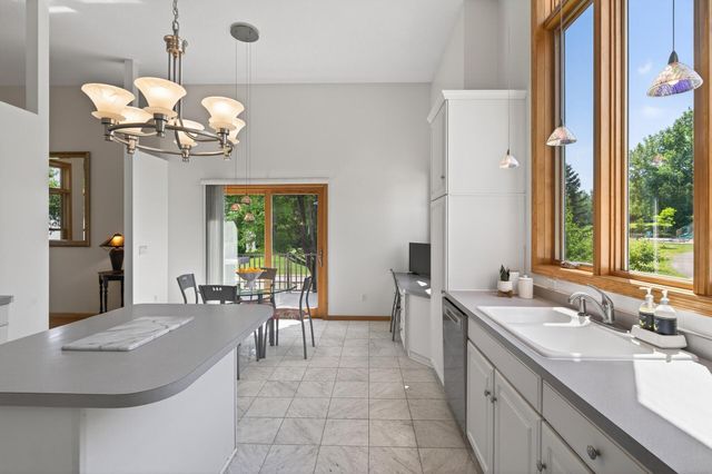 1225 EARLE Way, Burnsville, MN 55306