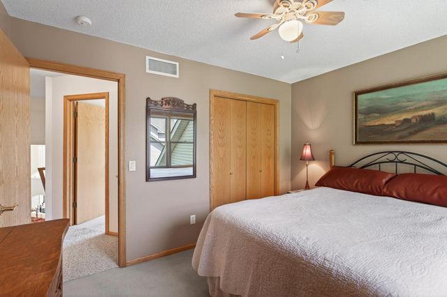 1225 EARLE Way, Burnsville, MN 55306