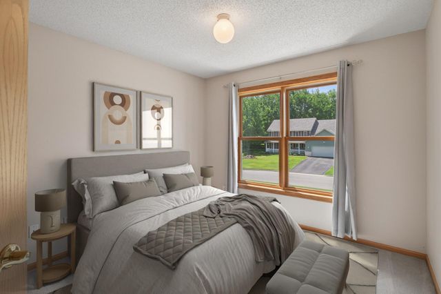 1225 EARLE Way, Burnsville, MN 55306