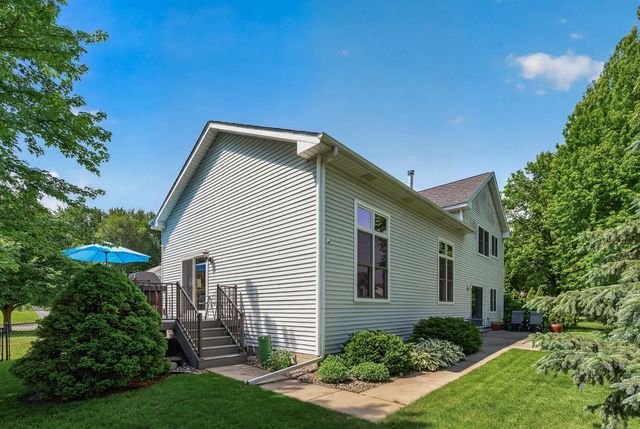 1225 EARLE Way, Burnsville, MN 55306