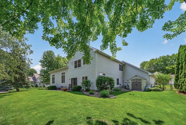1225 EARLE Way, Burnsville, MN 55306