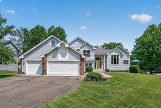 1225 EARLE Way, Burnsville, MN 55306