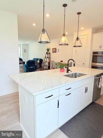 211 DOUGLAS WAY, Middletown, DE 19709