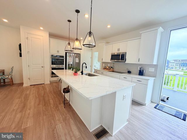 211 DOUGLAS WAY, Middletown, DE 19709
