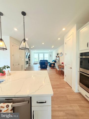 211 DOUGLAS WAY, Middletown, DE 19709